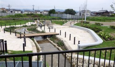 せせらぎ広場